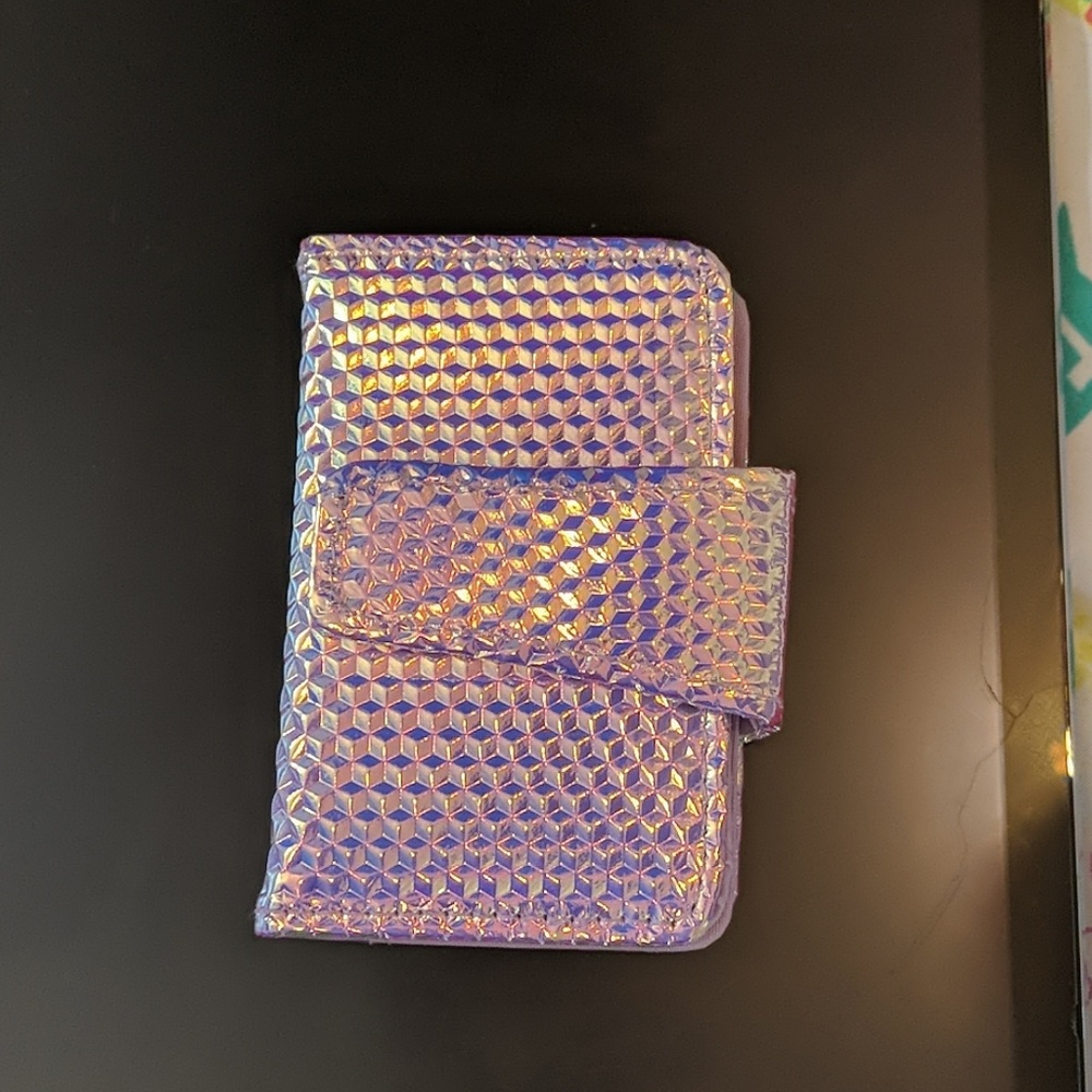 IRIDESCENT CREDIT CARD/MONEY HOLDER FOR PHONE